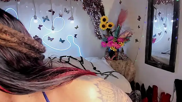 angelina_james_ stripchat live cam model