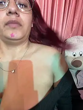 Nicol_V stripchat live cam model