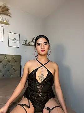 JassmineLove stripchat live cam model