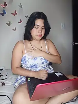 MiiaHott_W stripchat live cam model