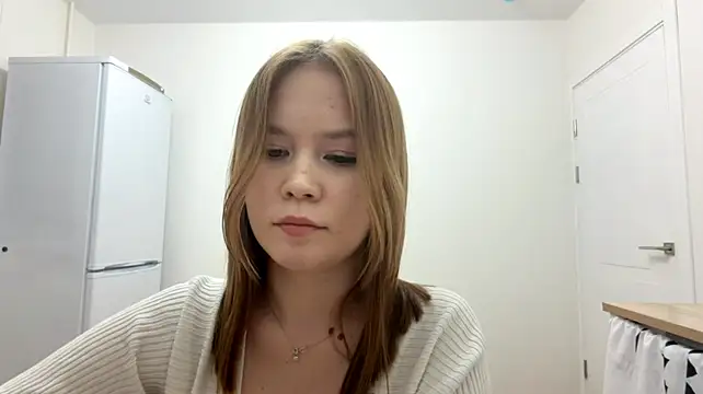 MichaelaHargitt stripchat live cam model