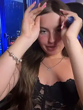 MissMiaSin stripchat live cam model