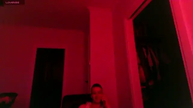OFFICAL_DICKEDDOWNUNDER stripchat live cam model