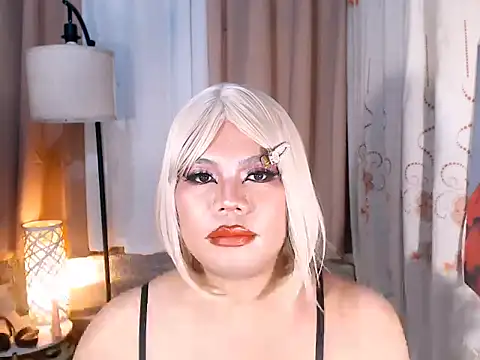 TSbrianaHugeCock stripchat live cam model