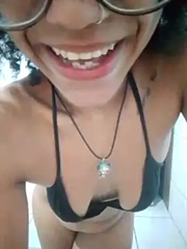 xkitty_noir stripchat live cam model