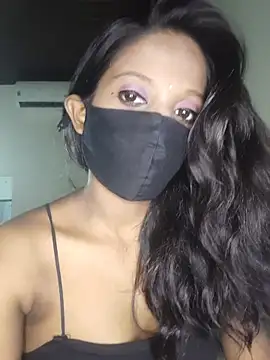 Moni_G0 stripchat live cam model