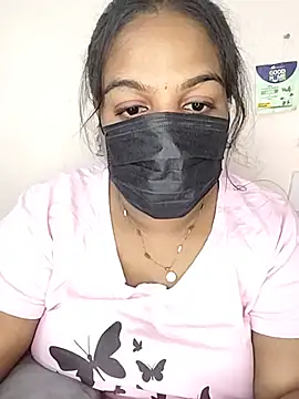 Tamil_Shara stripchat live cam model