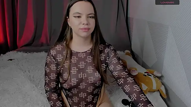 Chloe_loo stripchat live cam model