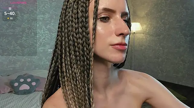 EllieRough stripchat live cam model