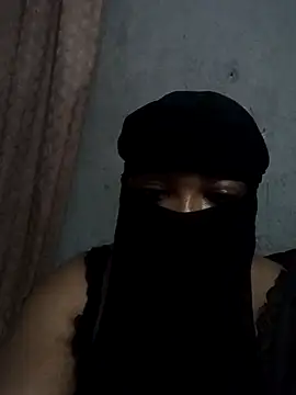 sweetgift stripchat live cam model