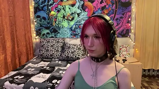 Reboot_F5 stripchat live cam model