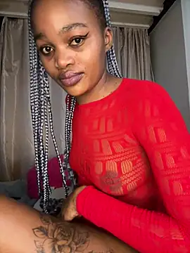 Cataleyasweetbooty stripchat live cam model