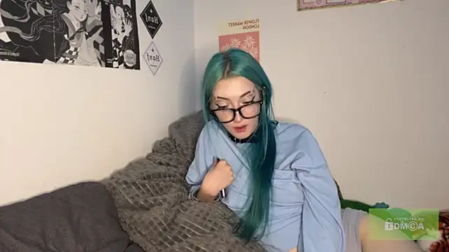 sixsevengirls stripchat live cam model