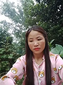 Mie-Miee stripchat live cam model