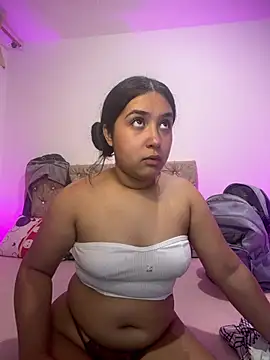 NikyBrookss stripchat live cam model