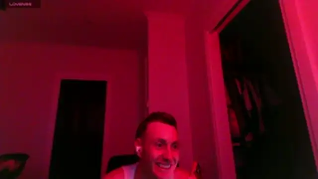 OFFICAL_DICKEDDOWNUNDER stripchat live cam model