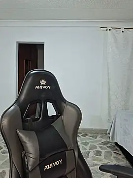 Tammy-Bliss stripchat live cam model