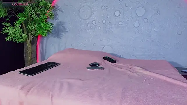 Shanelsmith stripchat live cam model