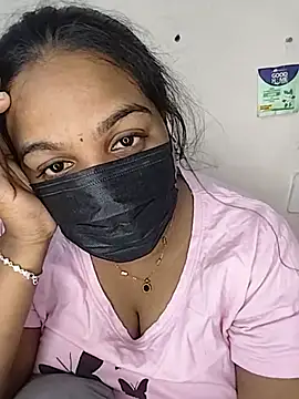 Tamil_Shara stripchat live cam model