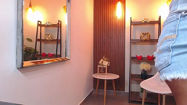 _Lucy_Grey_ stripchat live cam model