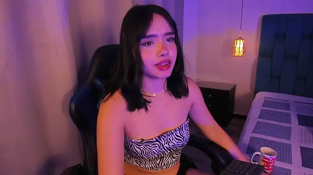 Mila__Fire stripchat live cam model
