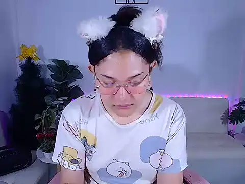 plysaithailand stripchat live cam model