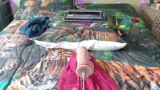 fatfabulous1981 stripchat live cam model