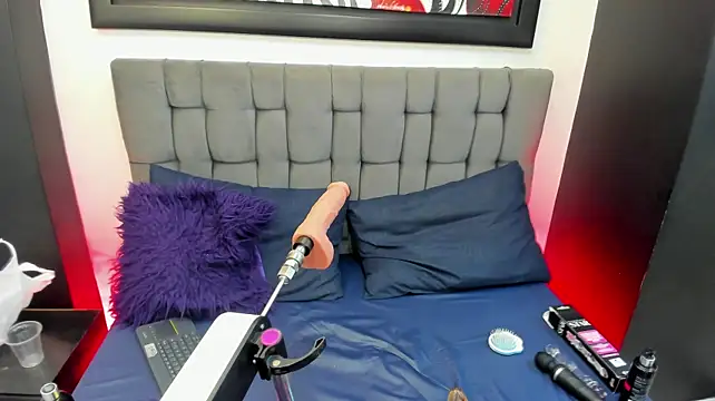 AngeliqueGirard stripchat live cam model