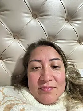 officialRoseVelvet stripchat live cam model