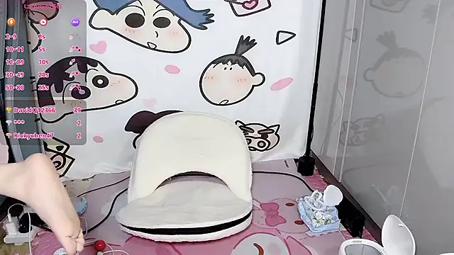 momo-o stripchat live cam model