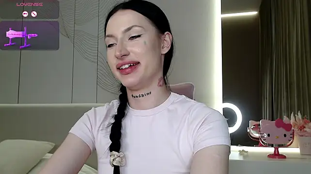 JenniferQueen11 stripchat live cam model