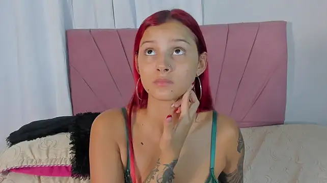 CinthiaCollins stripchat live cam model