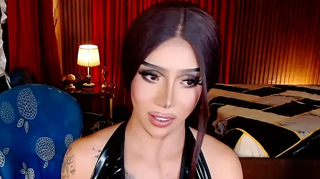 Horsecockvictoriats stripchat live cam model