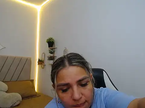 cum_bigass stripchat live cam model