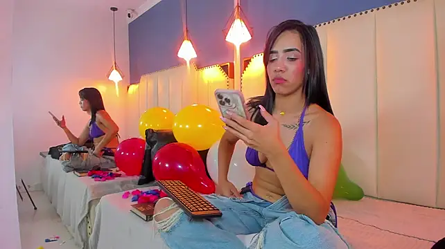 MiaKarsson stripchat live cam model