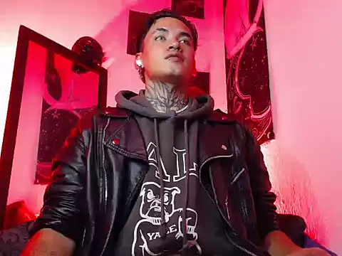 AlecBanne_ stripchat live cam model