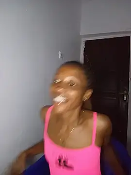 slimxxxdool stripchat live cam model