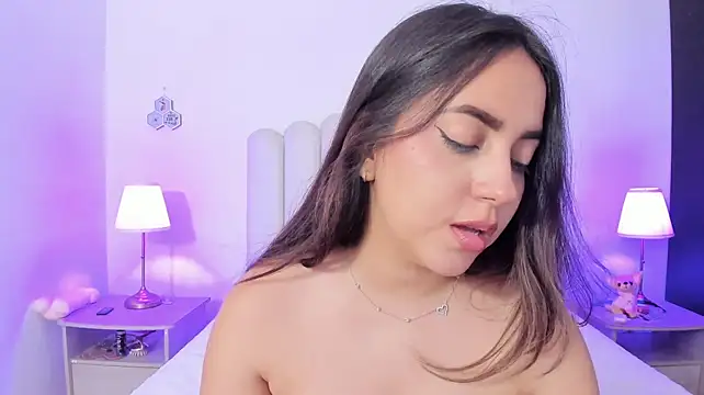 SofieBunnie stripchat live cam model