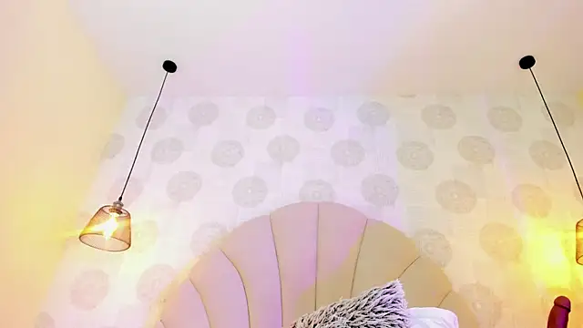MARIE_TAPNER stripchat live cam model