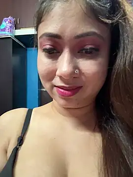 Hot_Soniya_08 stripchat live cam model