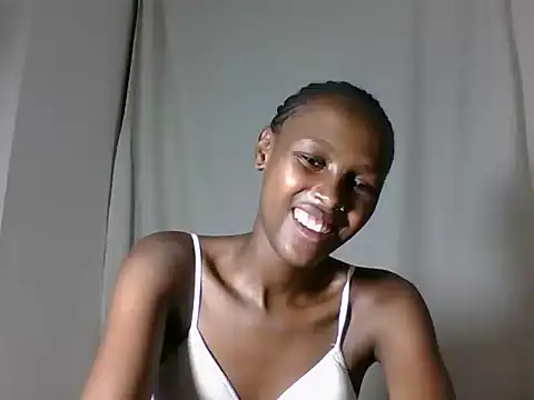 Sleek_petite stripchat live cam model