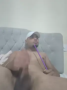 rohb20 stripchat live cam model