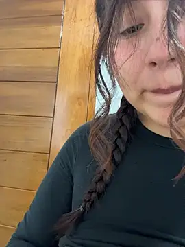NamiNae stripchat live cam model