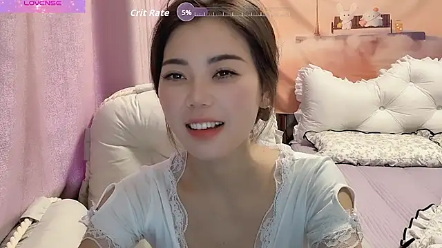 bao-bao- stripchat live cam model