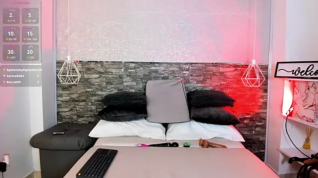 Natalylux stripchat live cam model