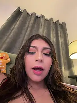 CHERRYY_BOMB_ stripchat live cam model
