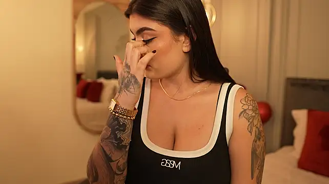 IrisBaker stripchat live cam model