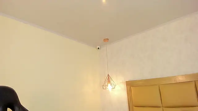 MELISSAROUGE stripchat live cam model