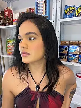 Bella-Ferrer stripchat live cam model