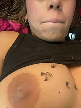 meganbom stripchat live cam model
